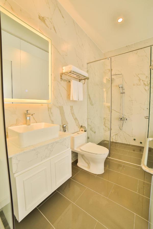 Monaco Hotel Khu Chi Lăng Екстериор снимка