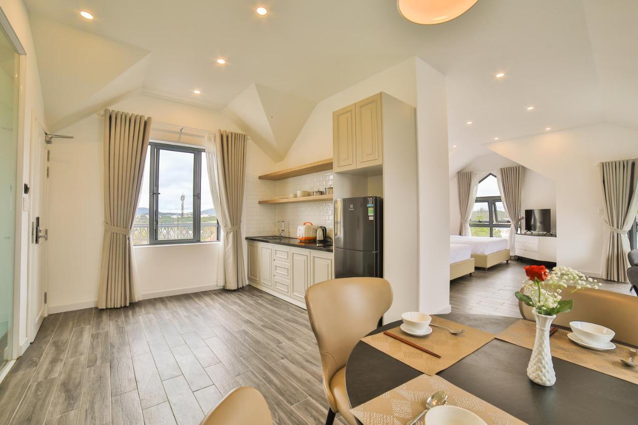 Monaco Hotel Khu Chi Lăng Екстериор снимка