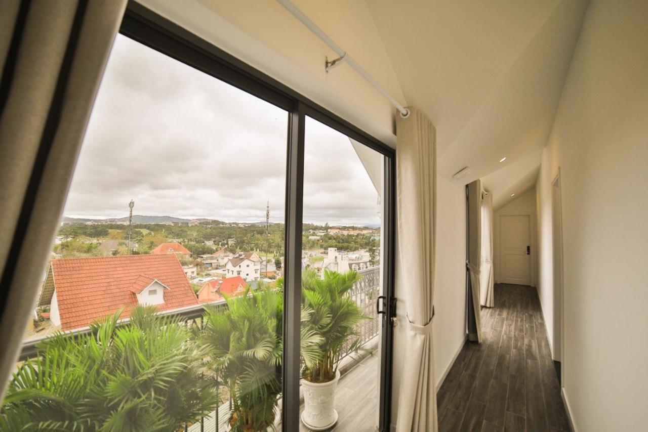 Monaco Hotel Khu Chi Lăng Екстериор снимка