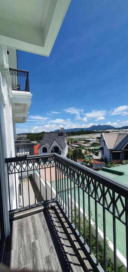 Monaco Hotel Khu Chi Lăng Екстериор снимка